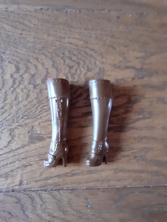 🎀 paire de bottes marron poupée mannequin