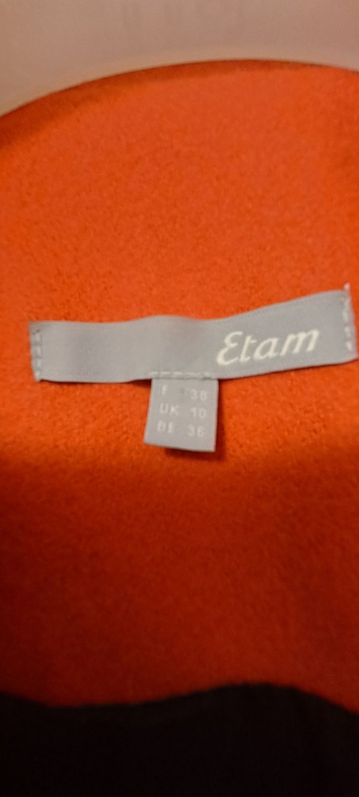 Manteau rouge  court  en laine - photo numéro 2