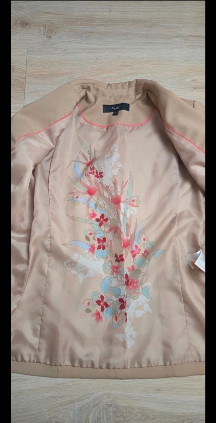 Blazer beige Un jour Ailleurs taille 36 en très bon état - photo numéro 6