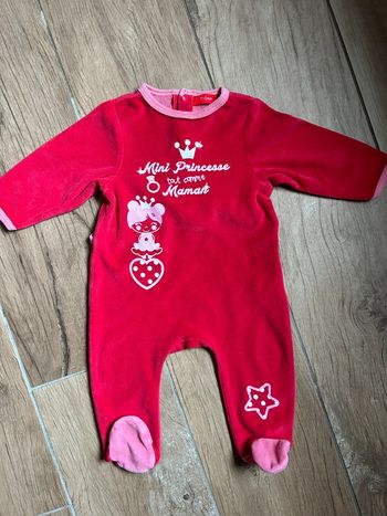 Pyjama 1 pièce tissaia 9 mois