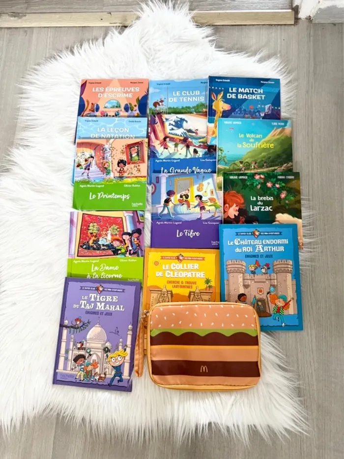 Lot de 13 livres McDonald’s jeunesse + pochette documents – Neuf