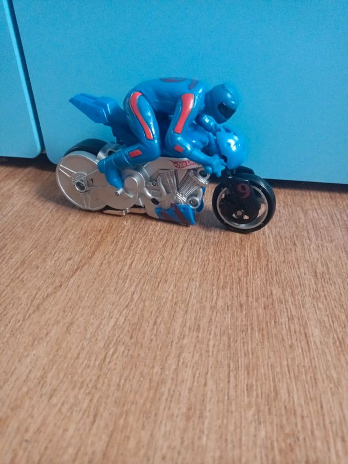 Moto hotwheels