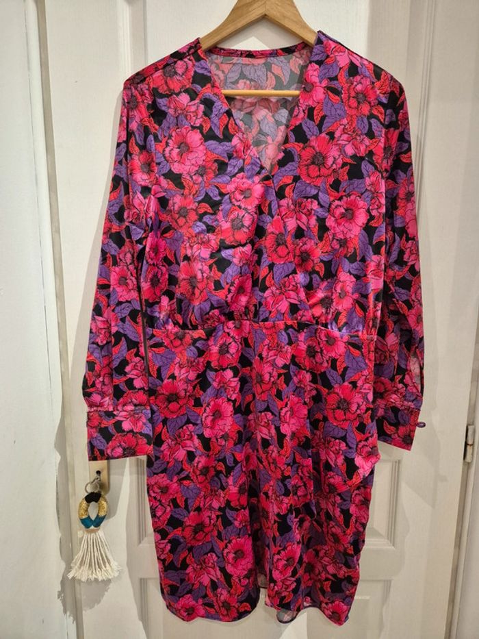 Robe neuve 44