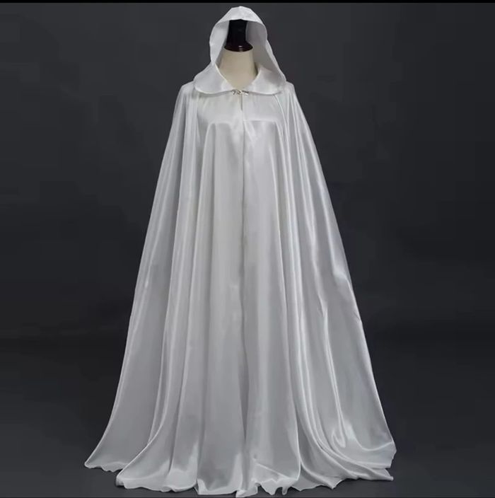 Cape longue en satin