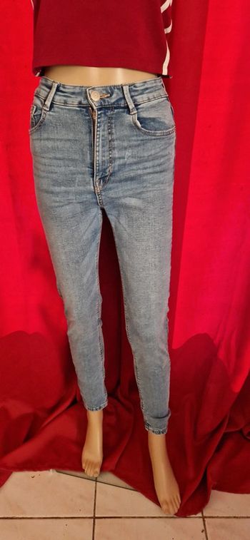 Jeans pull and bear taille 34