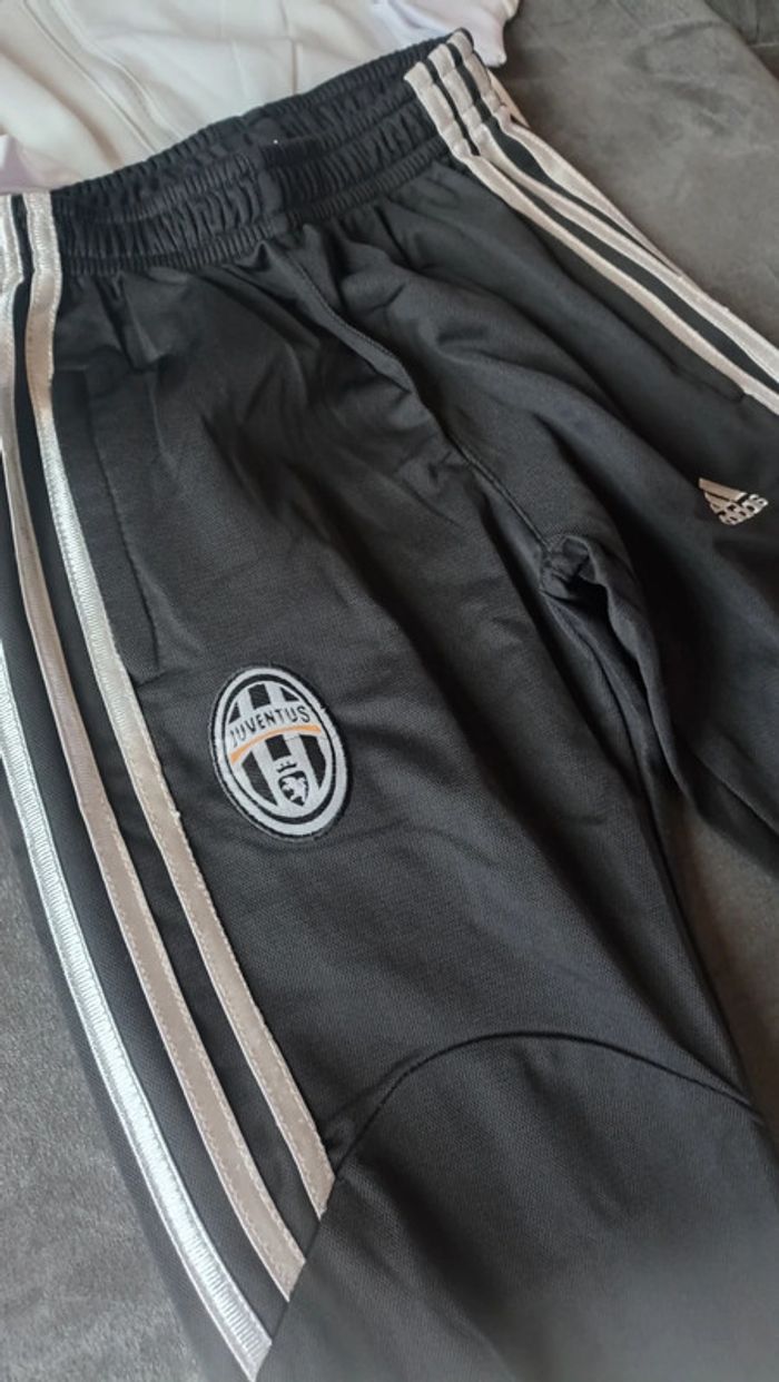 Tenue Juventus Adidas - photo numéro 2
