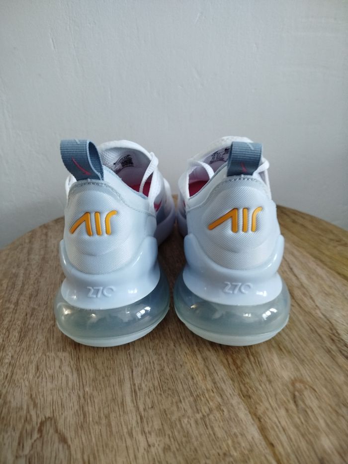 Baskets T 37,5 - photo numéro 7