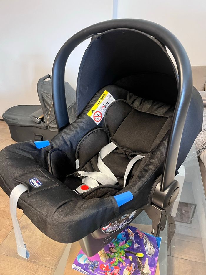 Poussette - photo numéro 2