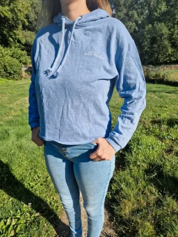 🐙 Pull bleu clair "Ohh lala" Taille 38 - Kiabi 🐙