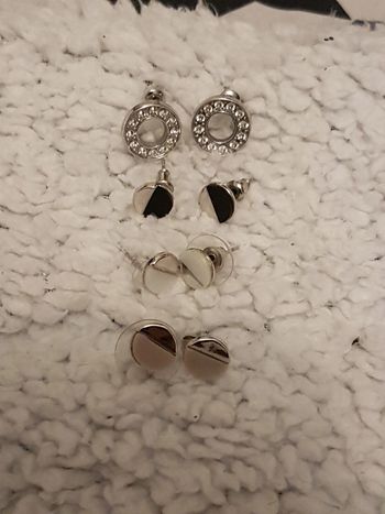 Lot de 4 paires de boucles d oreilles