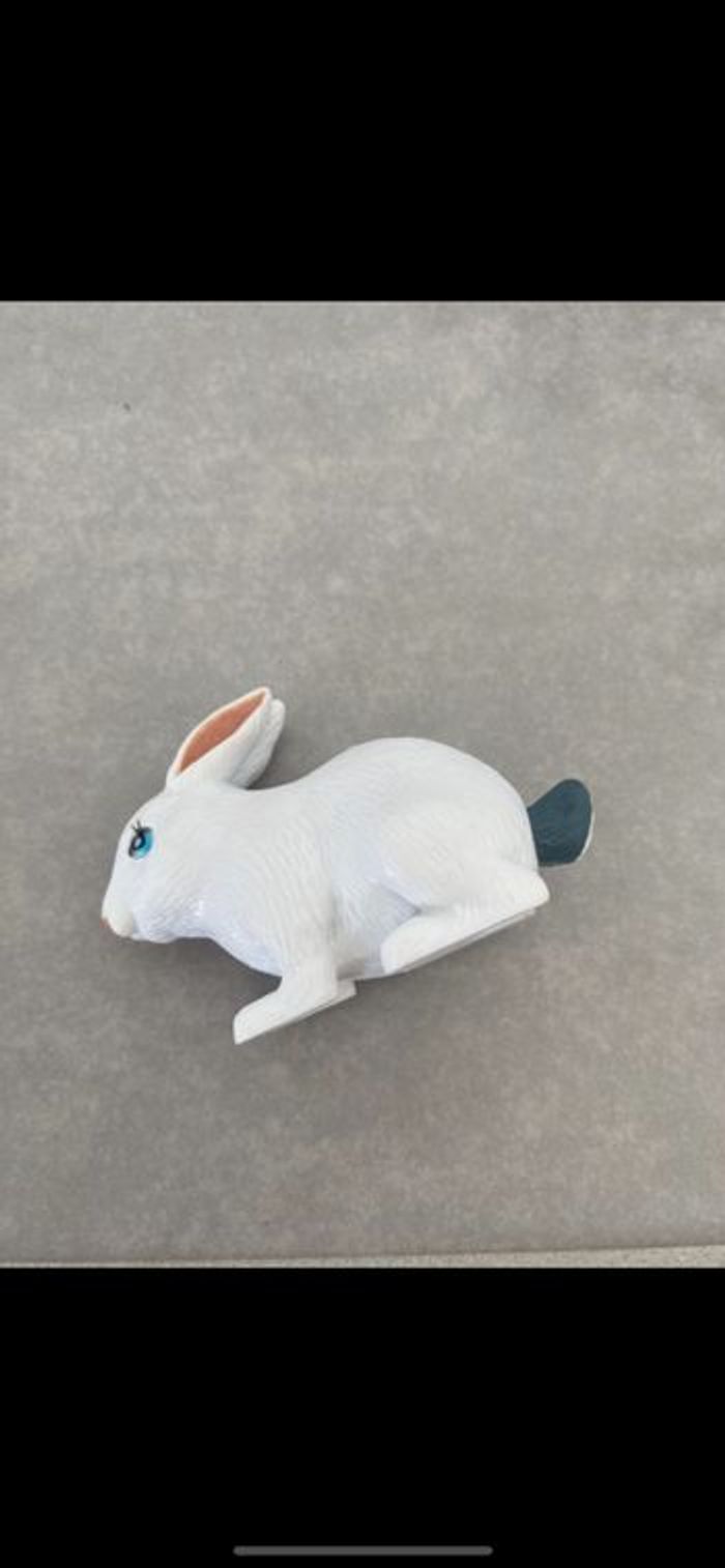Jouet figurine Lapin