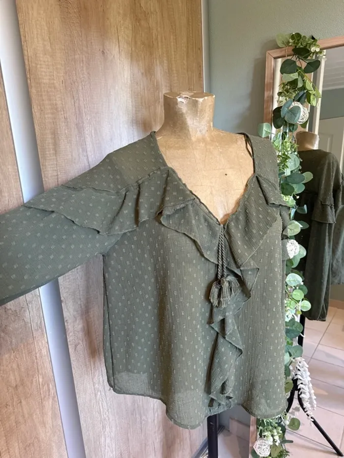 Jolie blouse fluide manches longues femme - photo numéro 2