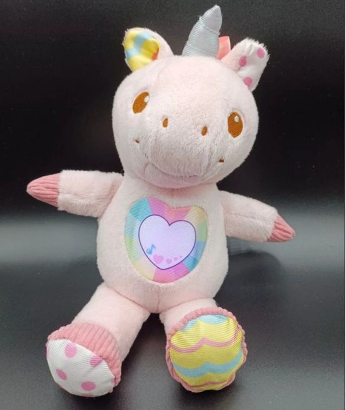 Maé la licorne enchantée à câliner