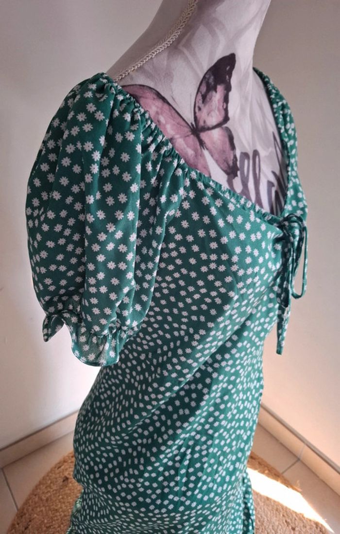 Robe d'été avec ouverture 🩷 - photo numéro 3