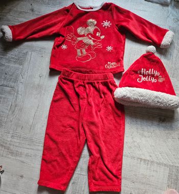 Pyjama et bonnet de noel 23 mois