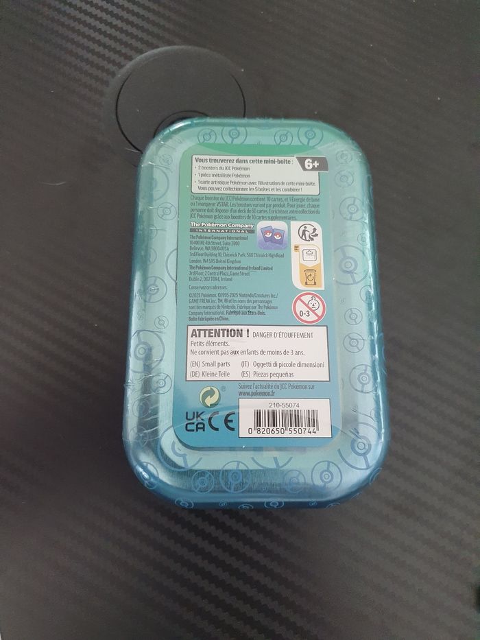 Mini tin pokemon de kanto 2 boosters pikachu - photo numéro 2