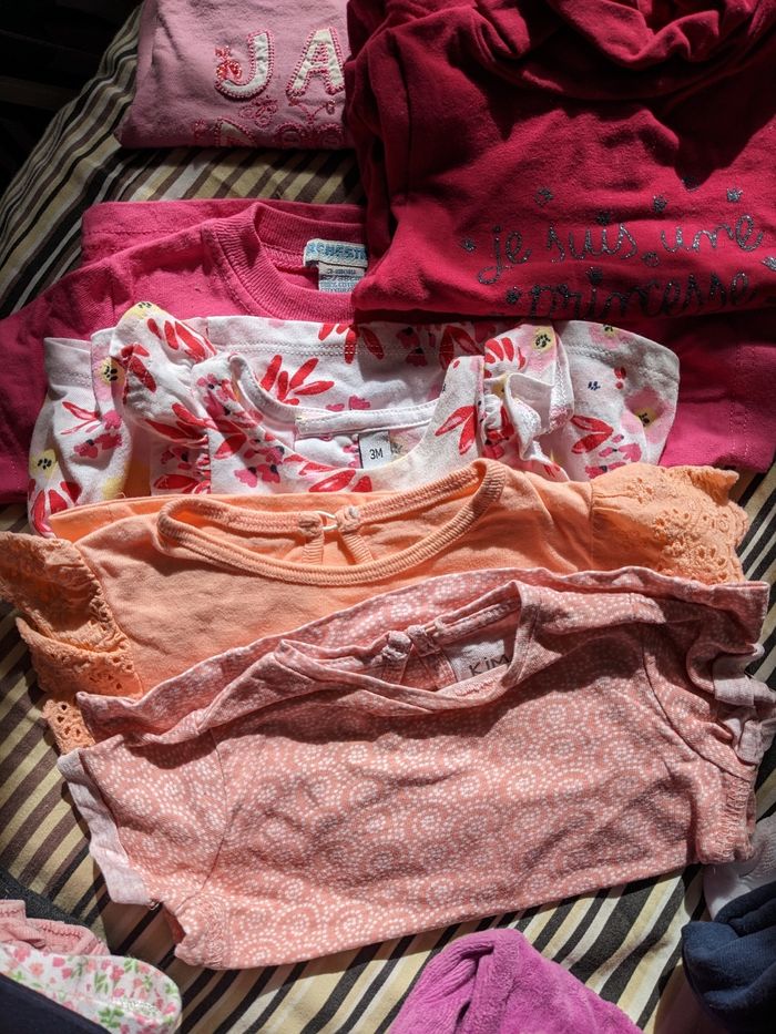 Lot de 41 vêtements bébé fille 3 mois - photo numéro 4