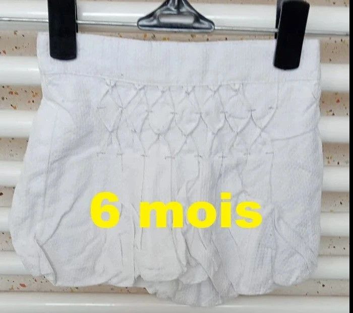 Jupe blanche liseré argenté brillant Obaïbi Taille 6 mois