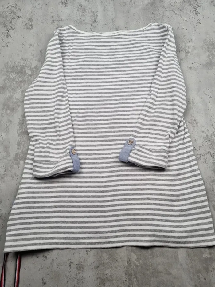 Sweat marinière Tommy Hilfiger – Taille M Femmes (mesures en photos) - photo numéro 4