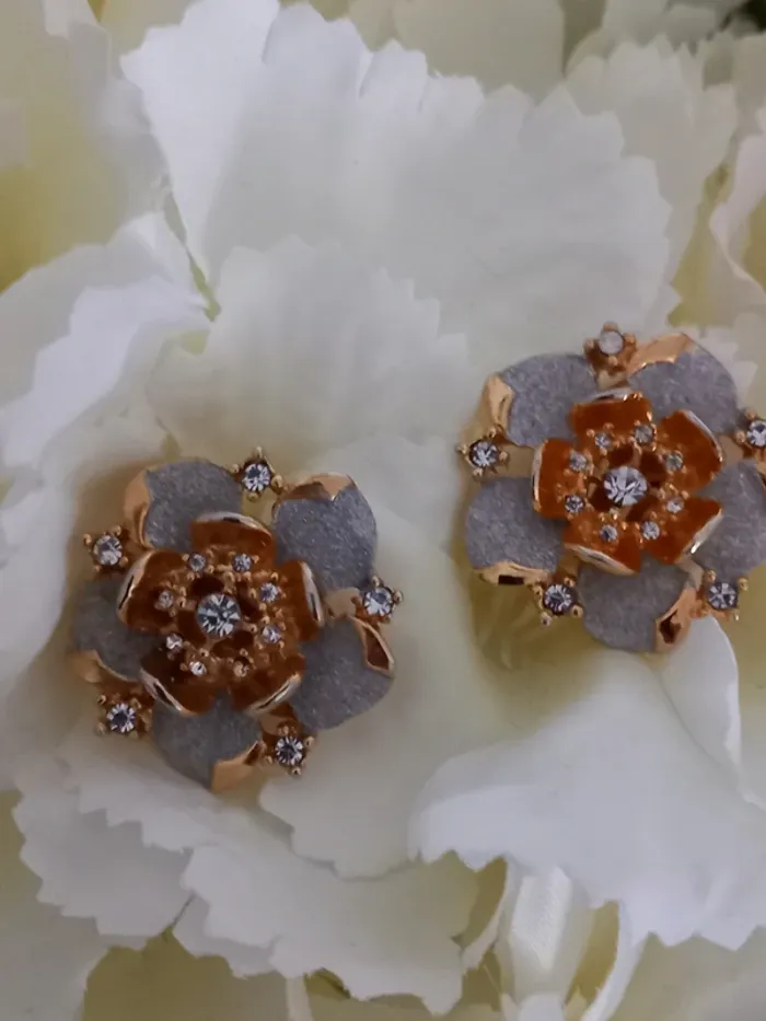 Boucles d'oreilles à clip boutique chic très vintage