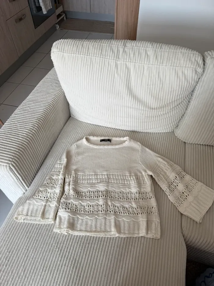 Pull crochet Mango crème