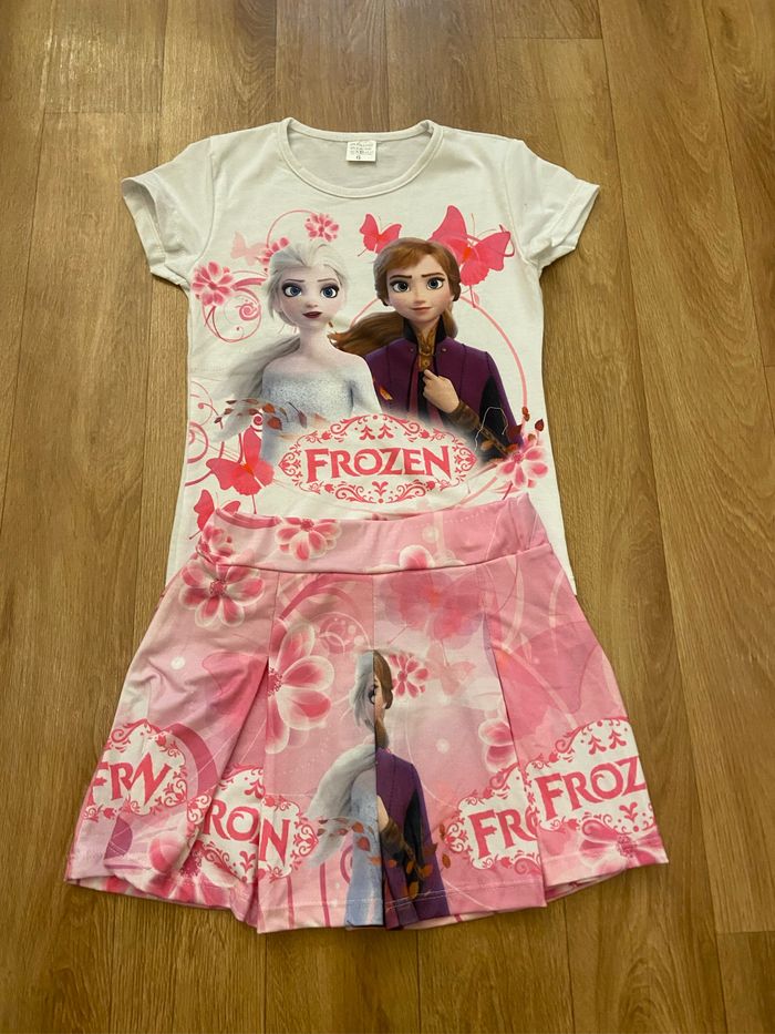 Ensemble T-shirt + jupe Frozen 6 ans