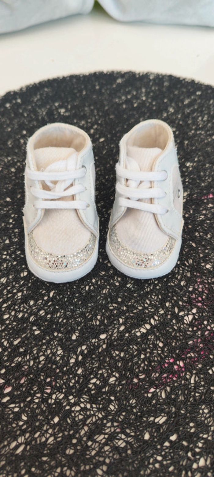 Baskets bébé fille