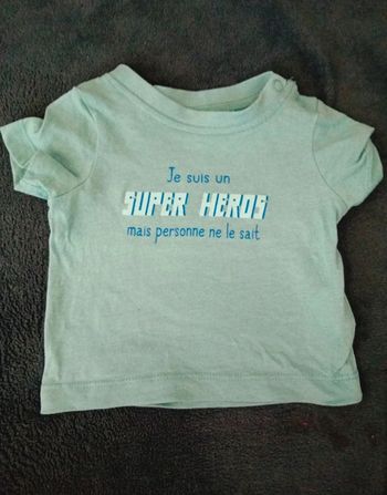 T-shirt "je suis un heros'