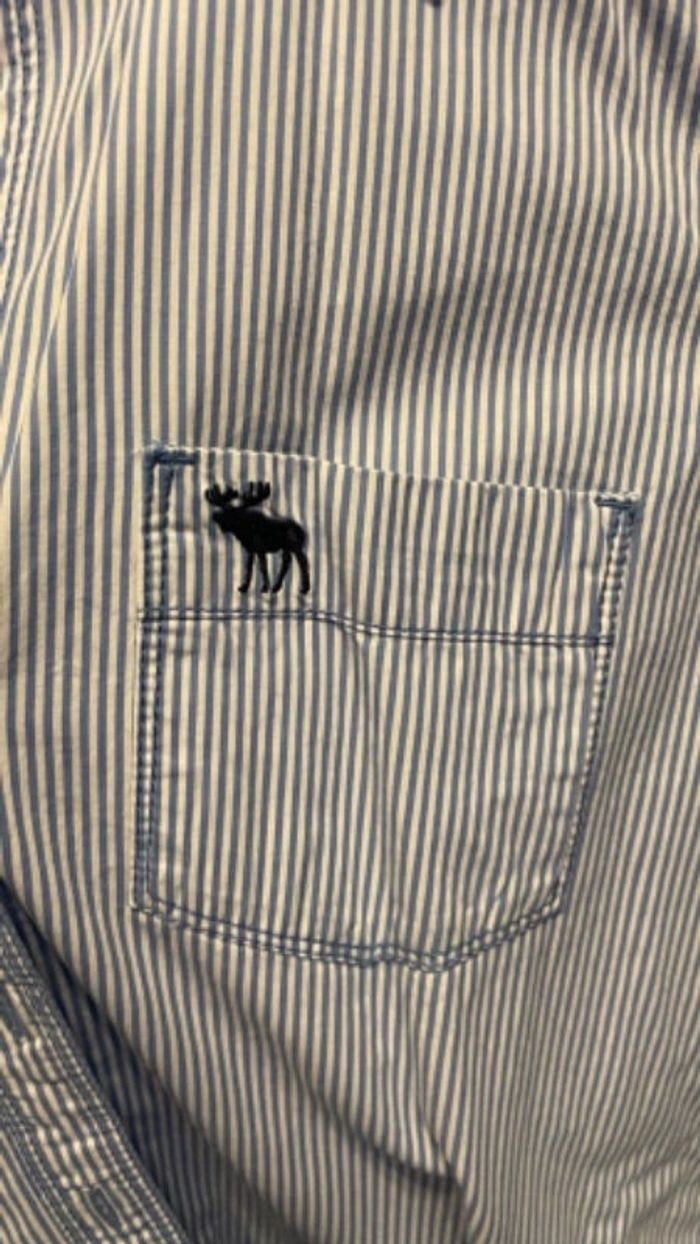 Chemise rayée bleue Abercrombie M