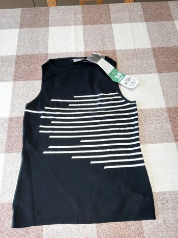Débardeur neuf taille 38/40