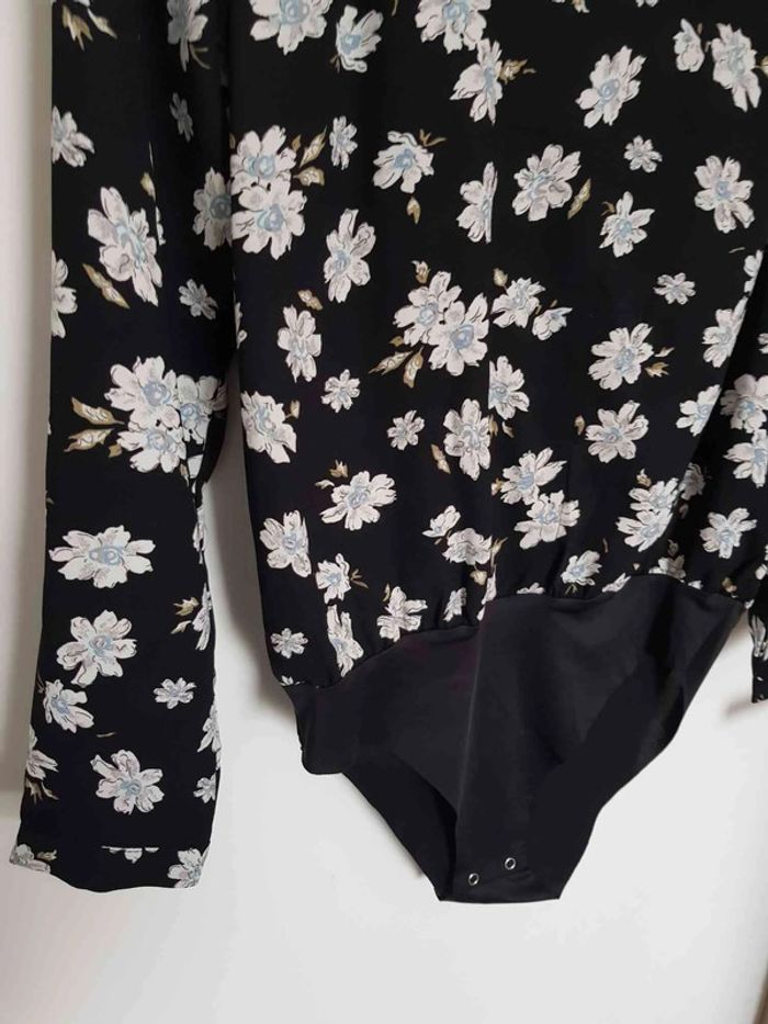 Haut bodie femme taille 34 36 - photo numéro 3