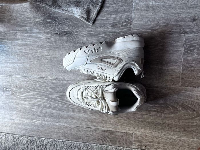 Chaussures Fila  taille 37 — très bon état - photo numéro 2