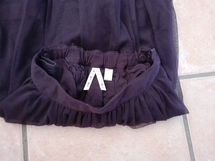 Jupe a vollant se regle a la taille - photo numéro 3