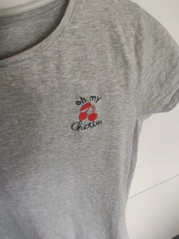 Kiabi t-shirt gris chiné cerise XS