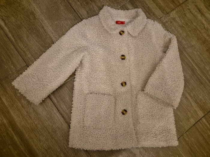 Manteaux mi saison habillé petite fille tissu bouclette beige