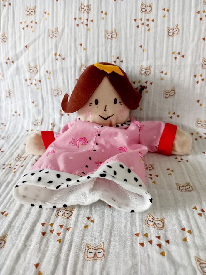 Marionette reine Ikéa