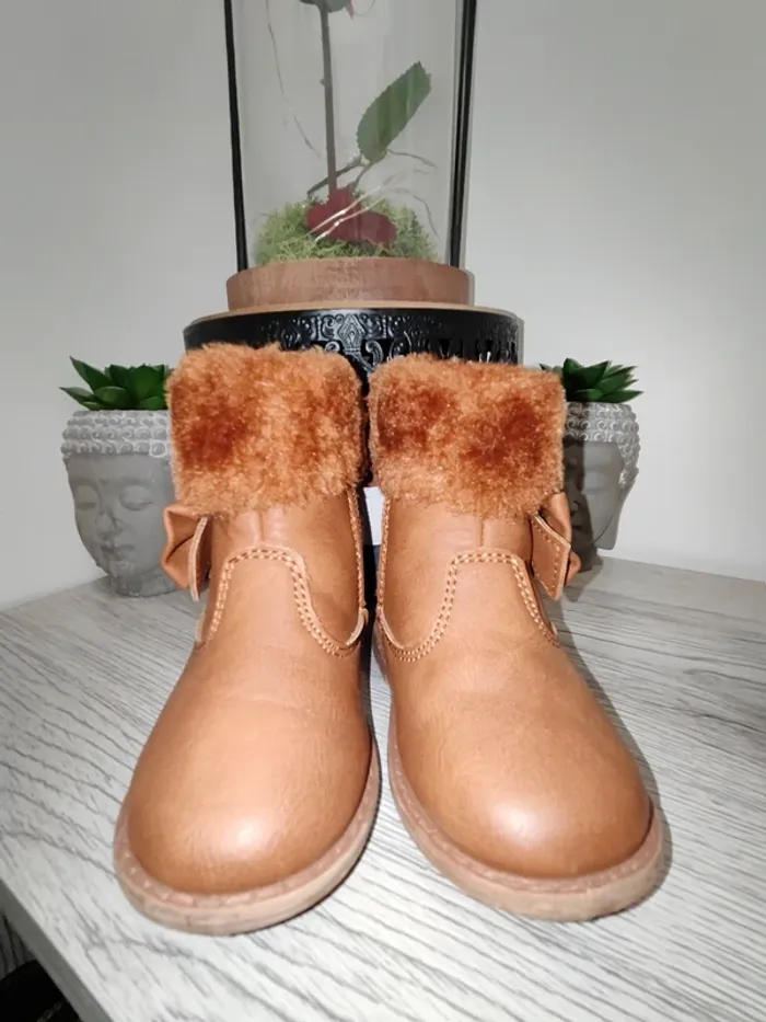 Bottines taille 19 - photo numéro 2