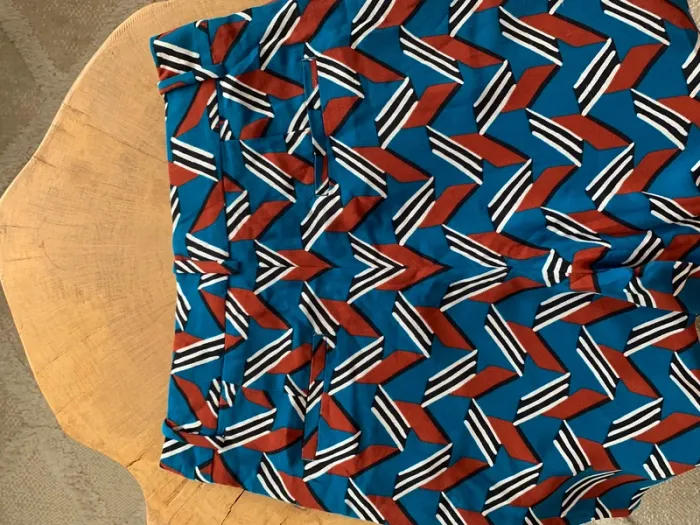 Pantalon fluide evasé à motif zara - photo numéro 4