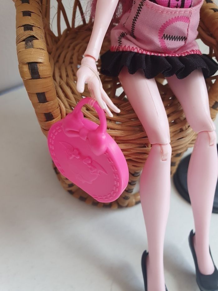 MonsterHigh Draculora - photo numéro 5
