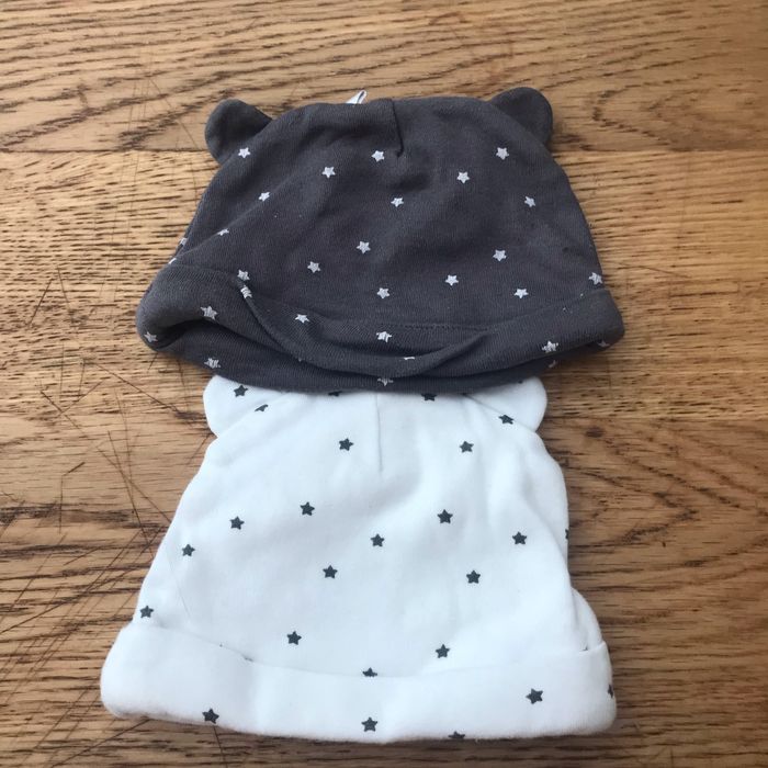 Vends bonnet pour nourrisson neuf jamais servi