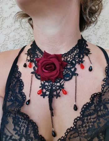 A26 Collier Gothic rétro vintage sexy fleir