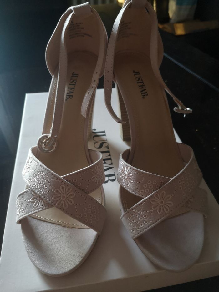 Sandales rose poudré