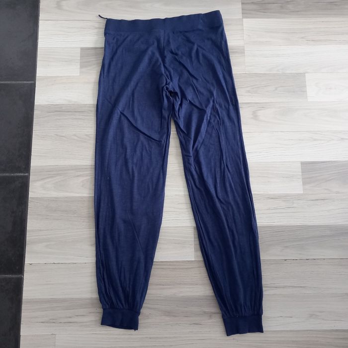 Pyjama femme 2 pièces (t-shirt manches longues+ pantalon) H&M taille M - photo numéro 10