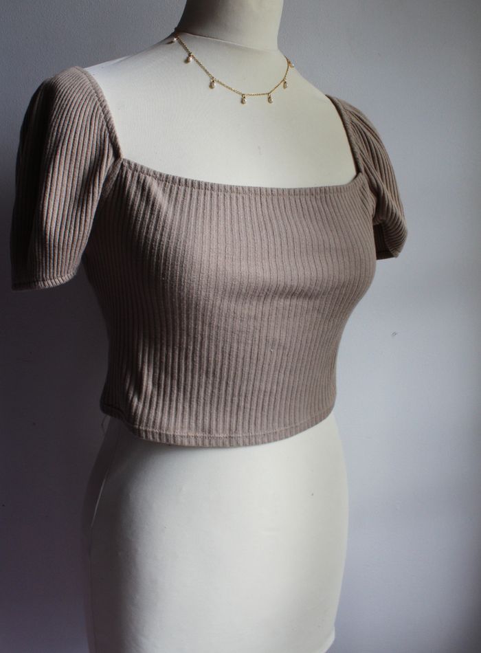 Crop top côtelé beige H&M - photo numéro 1
