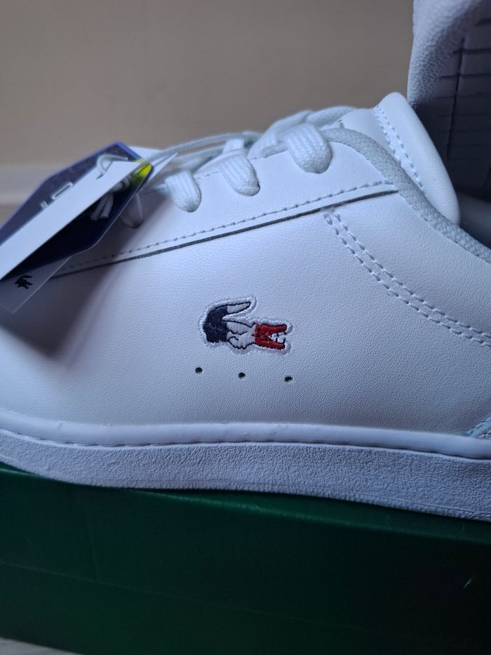 Baskets Lacoste Classic  t.42  100%Cuir, Neuf jamais porte valeur 145€ - photo numéro 2