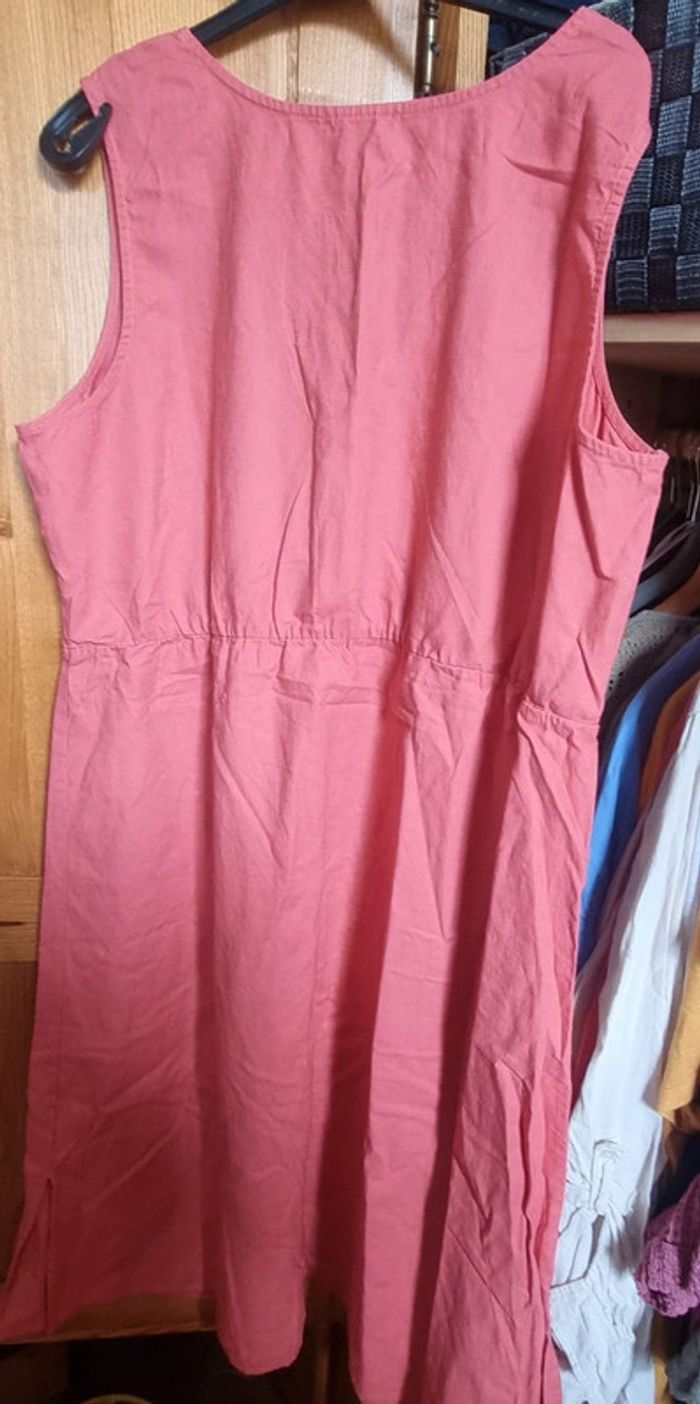 Robe longue en lin de bon prix collection en 50 jamais portee - photo numéro 8
