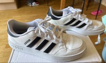 Baskets Adidas blanches