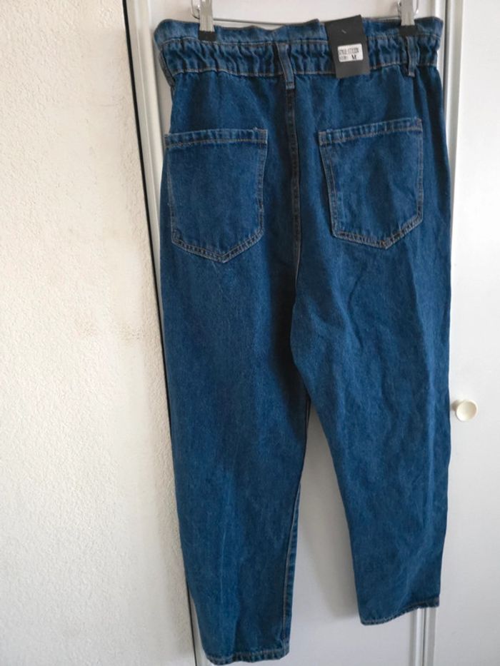Jeans femme taille M avec étiquette - photo numéro 2