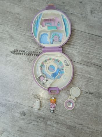 Polly pocket 
Jeweled Iceland
1992 complet 
