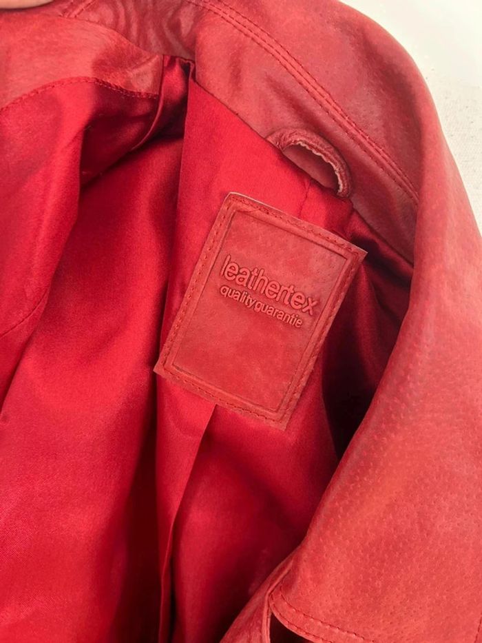 Veste en cuir rouge - photo numéro 5